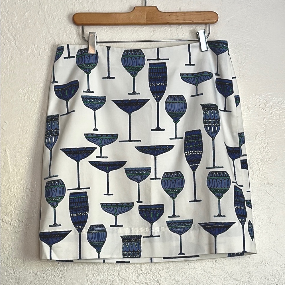 Talbots White and Blue goblet print modest Mini Skirt